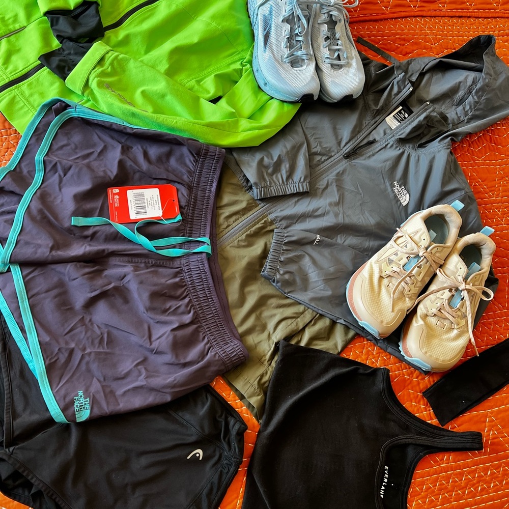 Women’s The North Face and Altra Running Gear